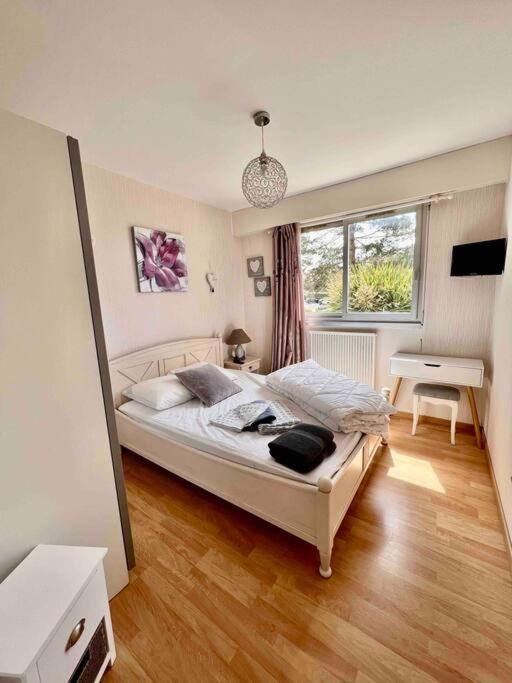 Appartement Sur Le Port. Grandcamp-Maisy Extérieur photo