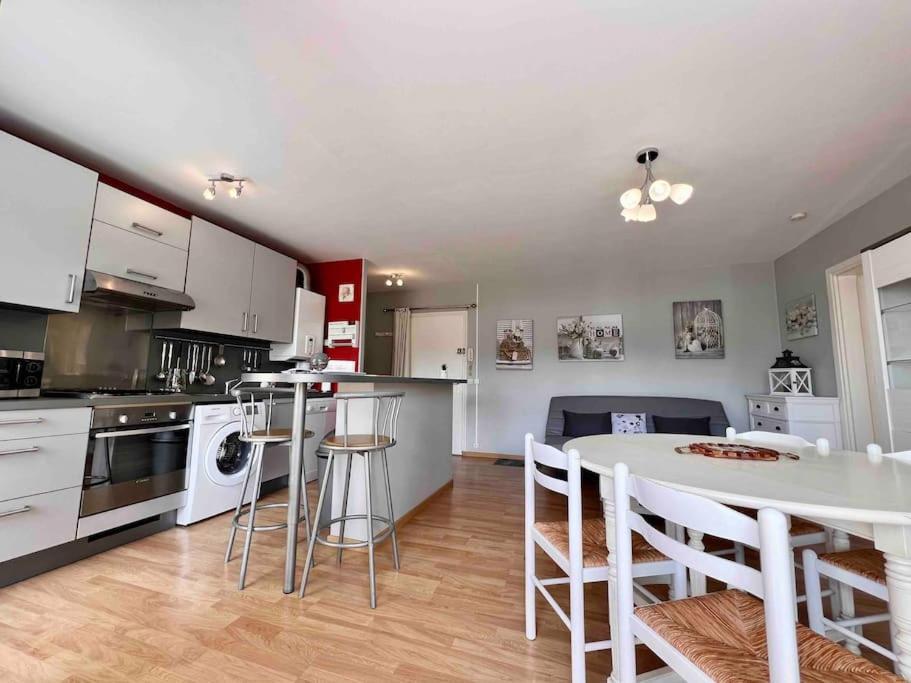 Appartement Sur Le Port. Grandcamp-Maisy Extérieur photo